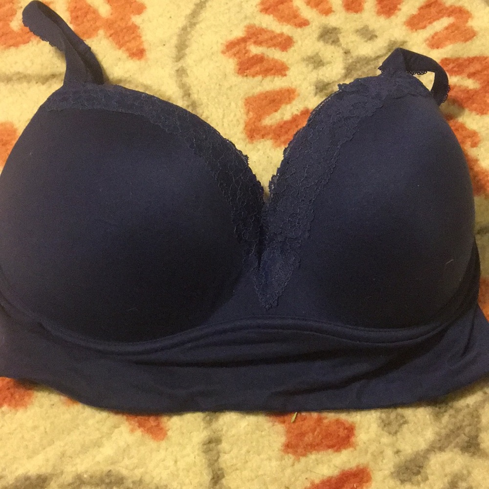 Victoria’s Secret Navy Blue wire free bra 36 DD